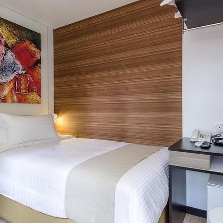 12Fly Hotel Kuala Lumpur Szoba fotó